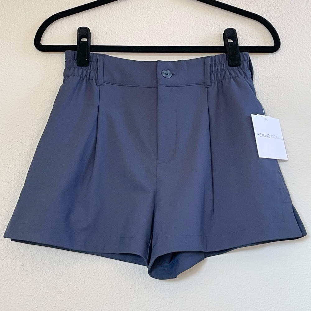 Beyond Yoga Women's XS Status Shorts Nocturnal Navy Blue Jetstretch Woven Stretc - Picture 4 of 16